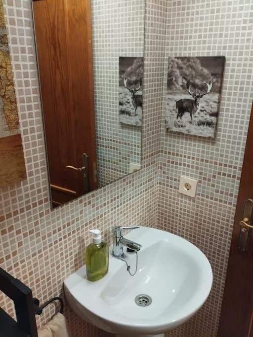 El Ronquillo Suite En Sierramagna, Piscina Abierta מראה חיצוני תמונה
