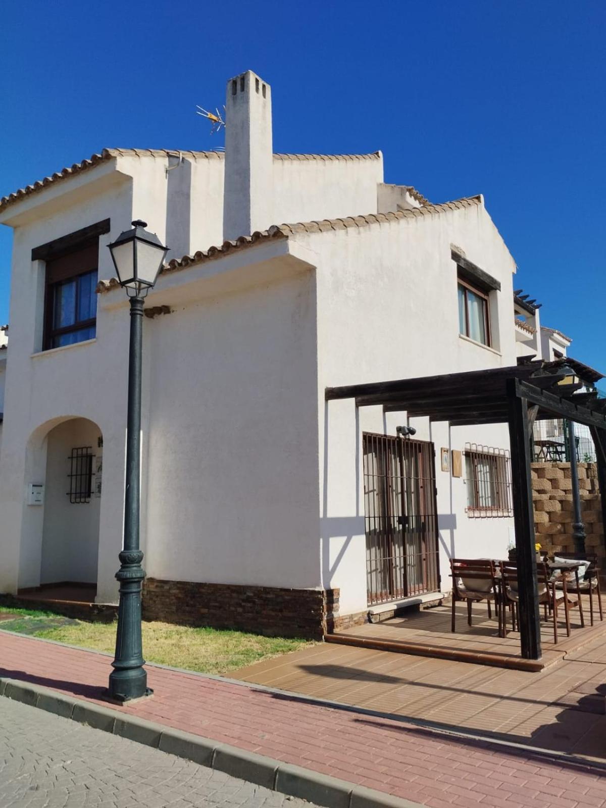 El Ronquillo Suite En Sierramagna, Piscina Abierta מראה חיצוני תמונה