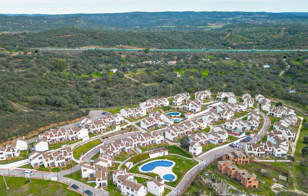 El Ronquillo Suite En Sierramagna, Piscina Abierta מראה חיצוני תמונה