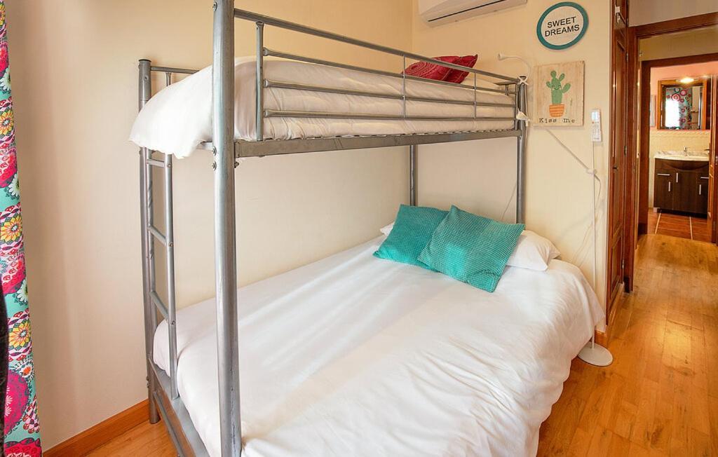 El Ronquillo Suite En Sierramagna, Piscina Abierta מראה חיצוני תמונה